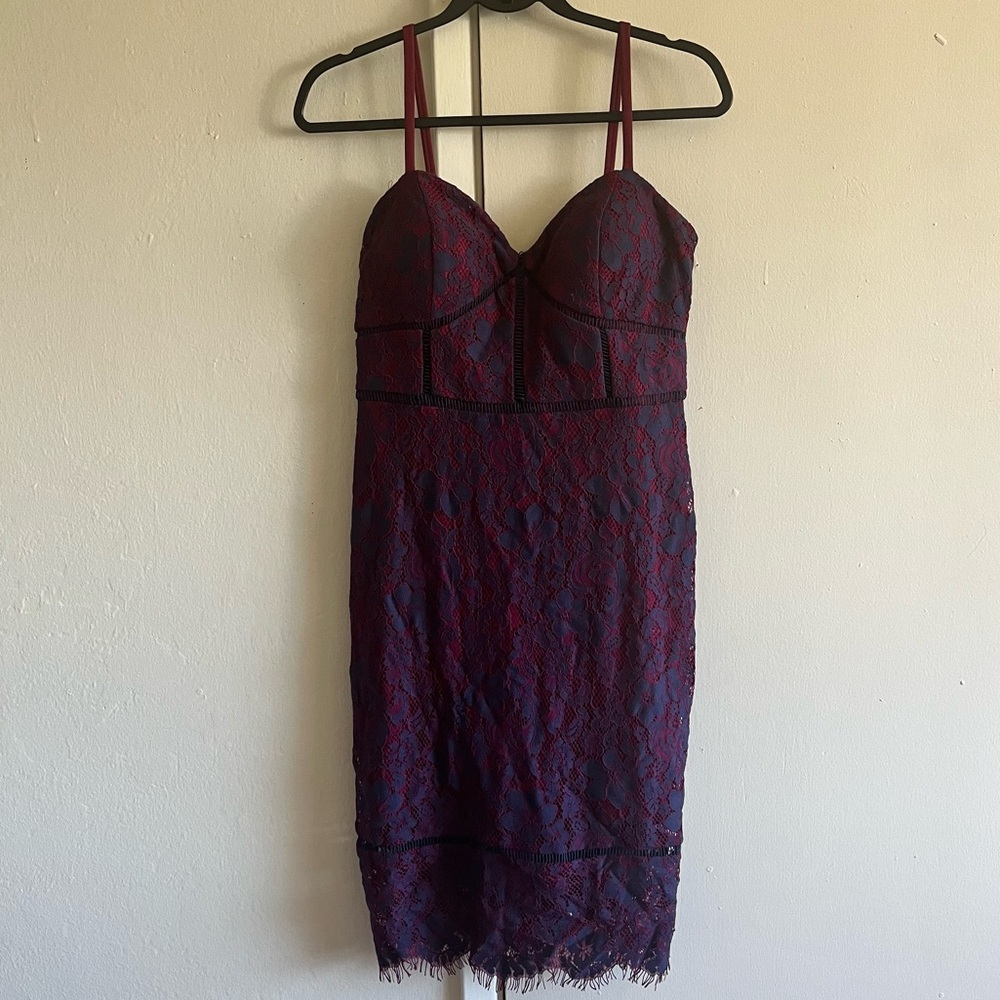 Beautiful Lace formal/cocktail dress💜